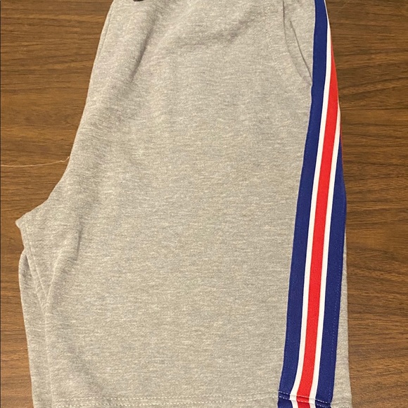 Cotton gray shorts - Picture 5 of 7